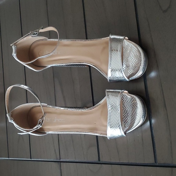 Boohoo Wide Width Snake Metallic Platform Heels, Metallic, US9 (UK7) NWOTs - Picture 3 of 16
